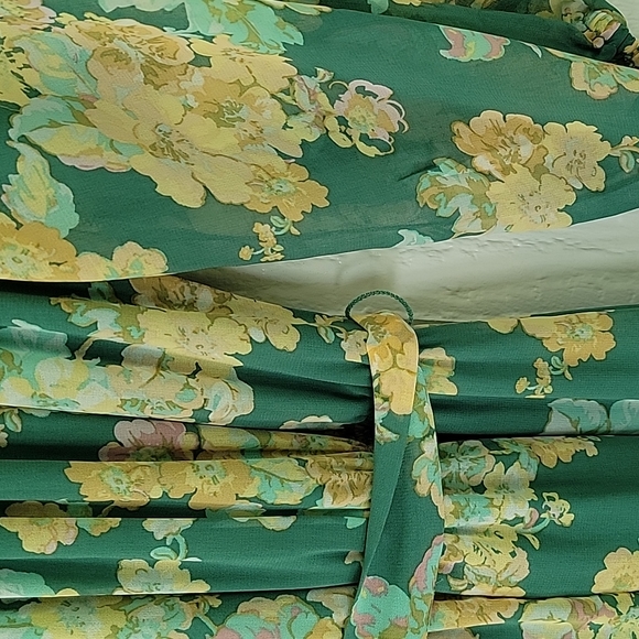 LC Lauren Conrad Foral Dress - Picture 7 of 9